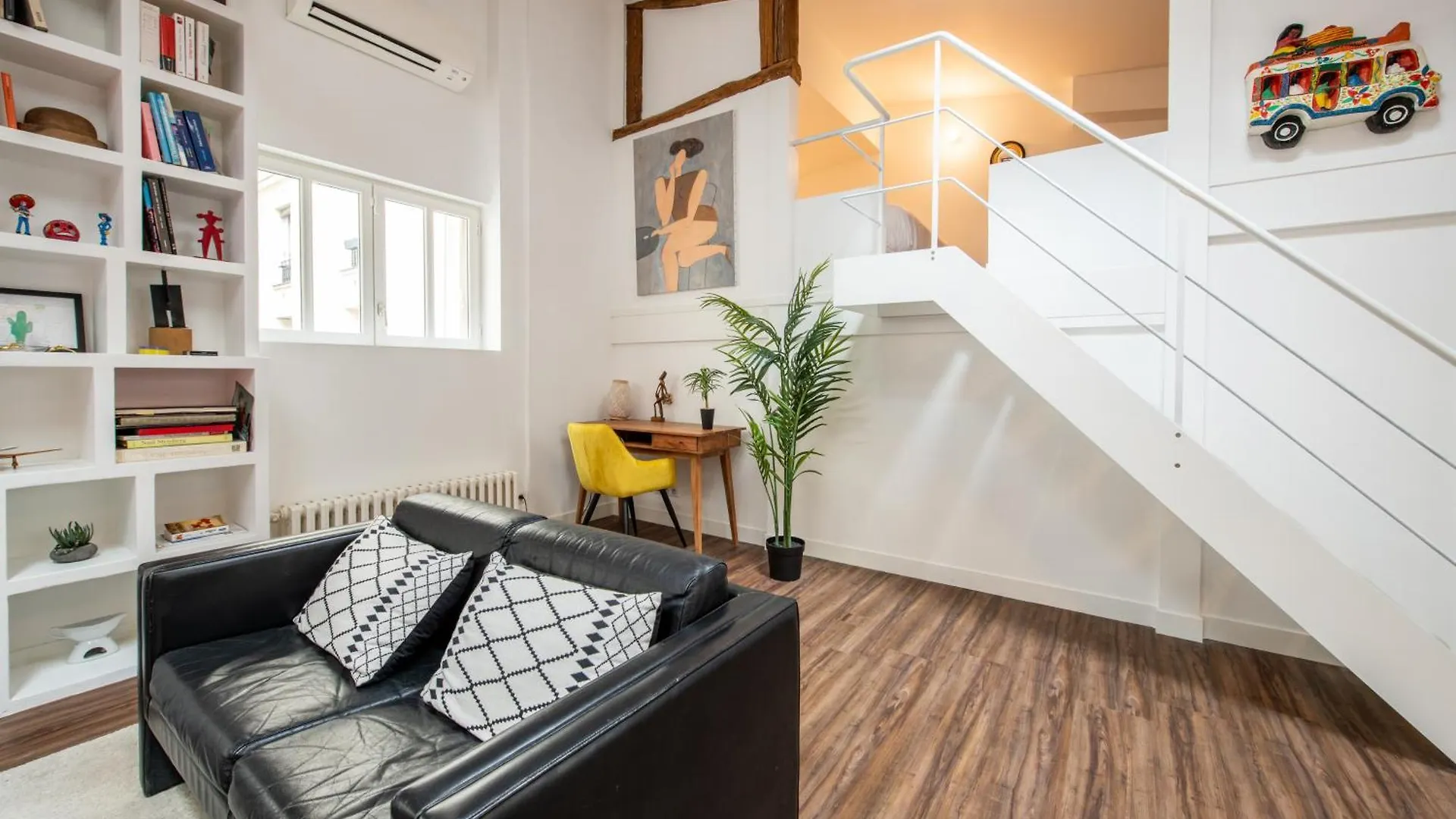 Paris 9Eme - Superbe Loft Avec Terrasse Privative Daire Fransa