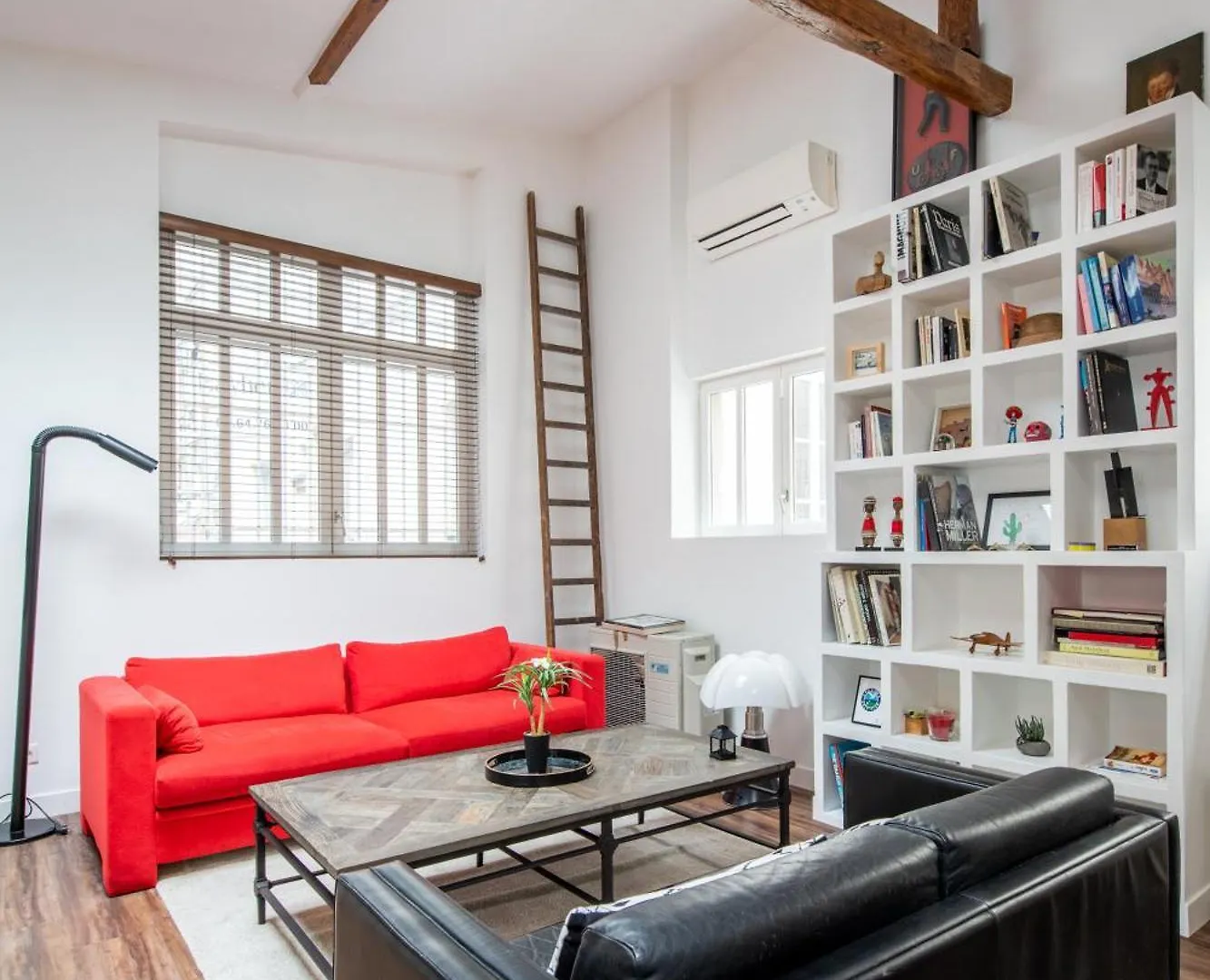 Paris 9Eme - Superbe Loft Avec Terrasse Privative Daire