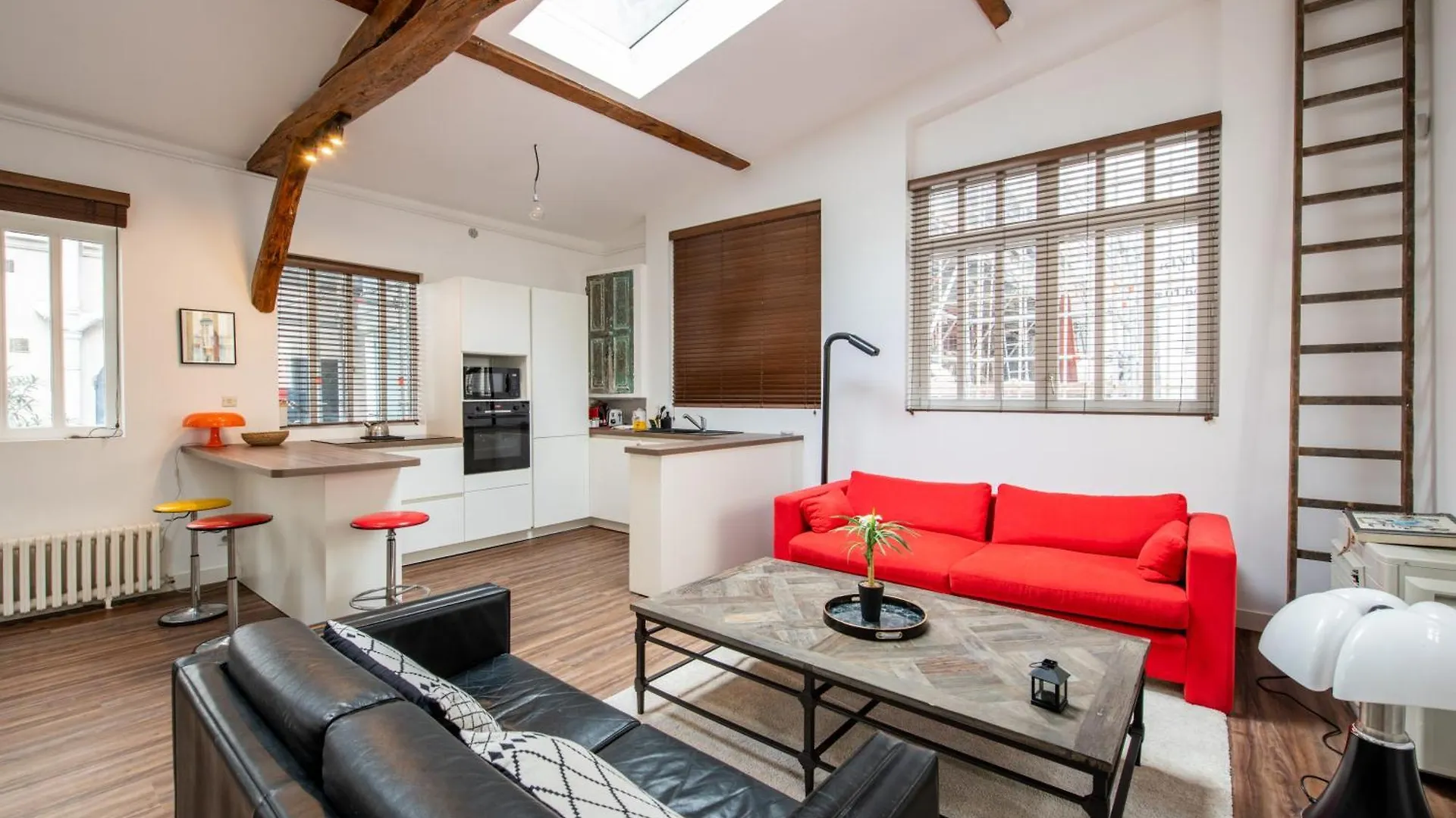 Paris 9Eme - Superbe Loft Avec Terrasse Privative Apartment